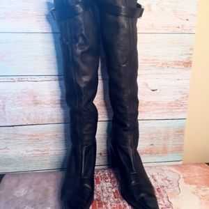 Gorgeous Rare Vintage Chanel black high heeled leather boots